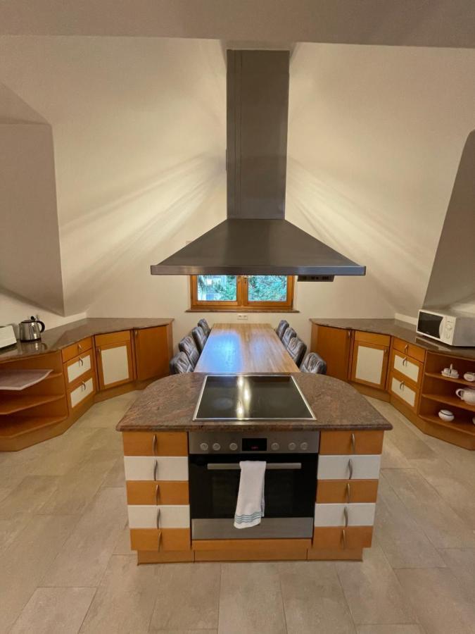 Undertheroof At Залцбург Екстериор снимка